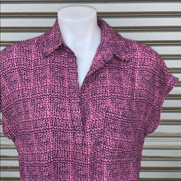 🛍️Pleione pink and black short sleeve top - Picture 4 of 8